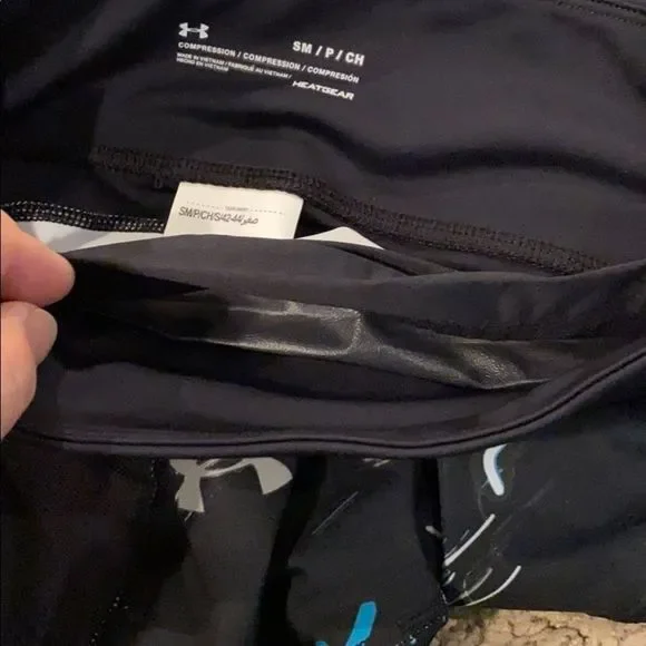 NWT Under Armour Speedpocket Run Printed Crop S - Picture 11 of 11